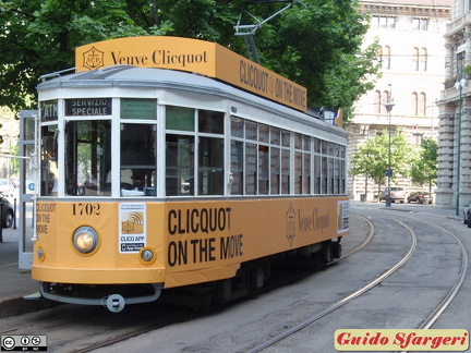 1702 Clicquot Castello 5 11